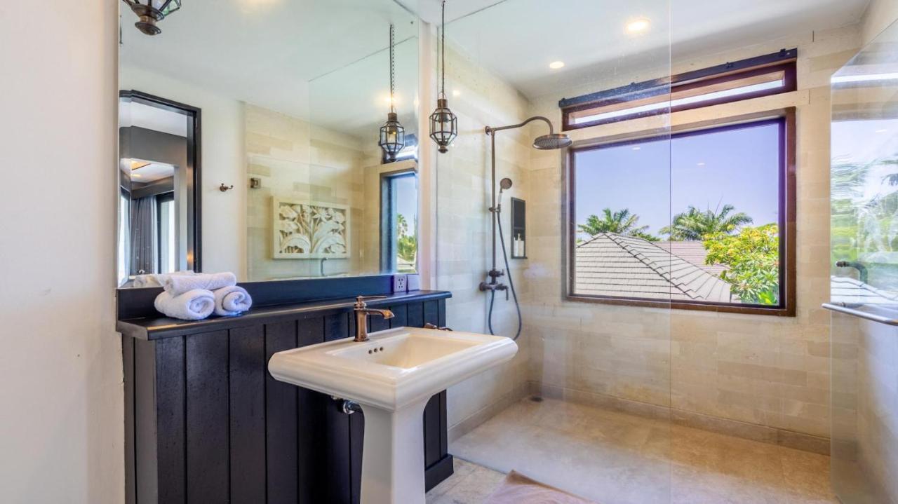 Kejora 12 Beachfront 3 Bedroom Luxe Villa Sanur Esterno foto