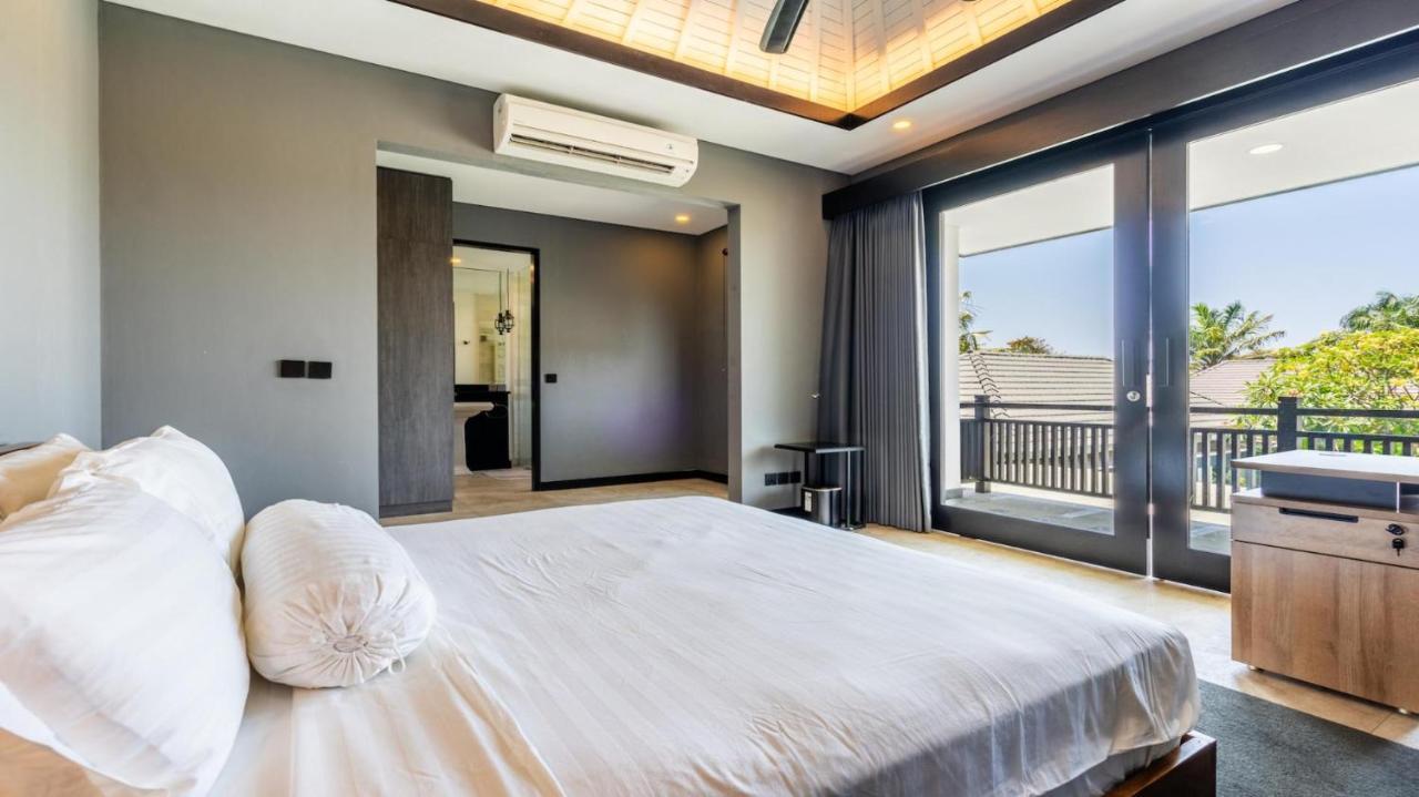 Kejora 12 Beachfront 3 Bedroom Luxe Villa Sanur Esterno foto